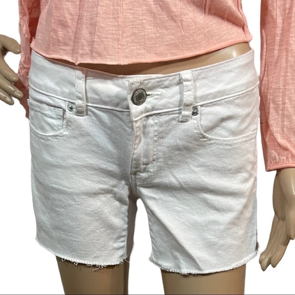 AMERICAN Eagle white denim shorts - Picture 2 of 9